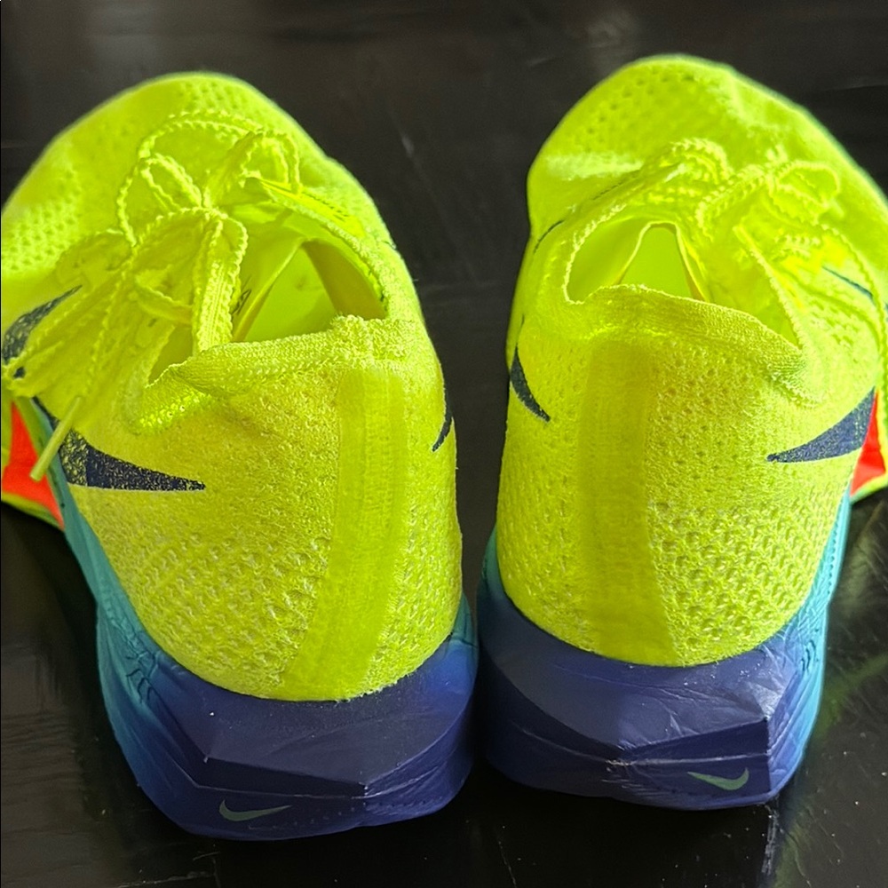 Nike Women’s ZoomX sneakers - size 9 (almost new) - Picture 7 of 7
